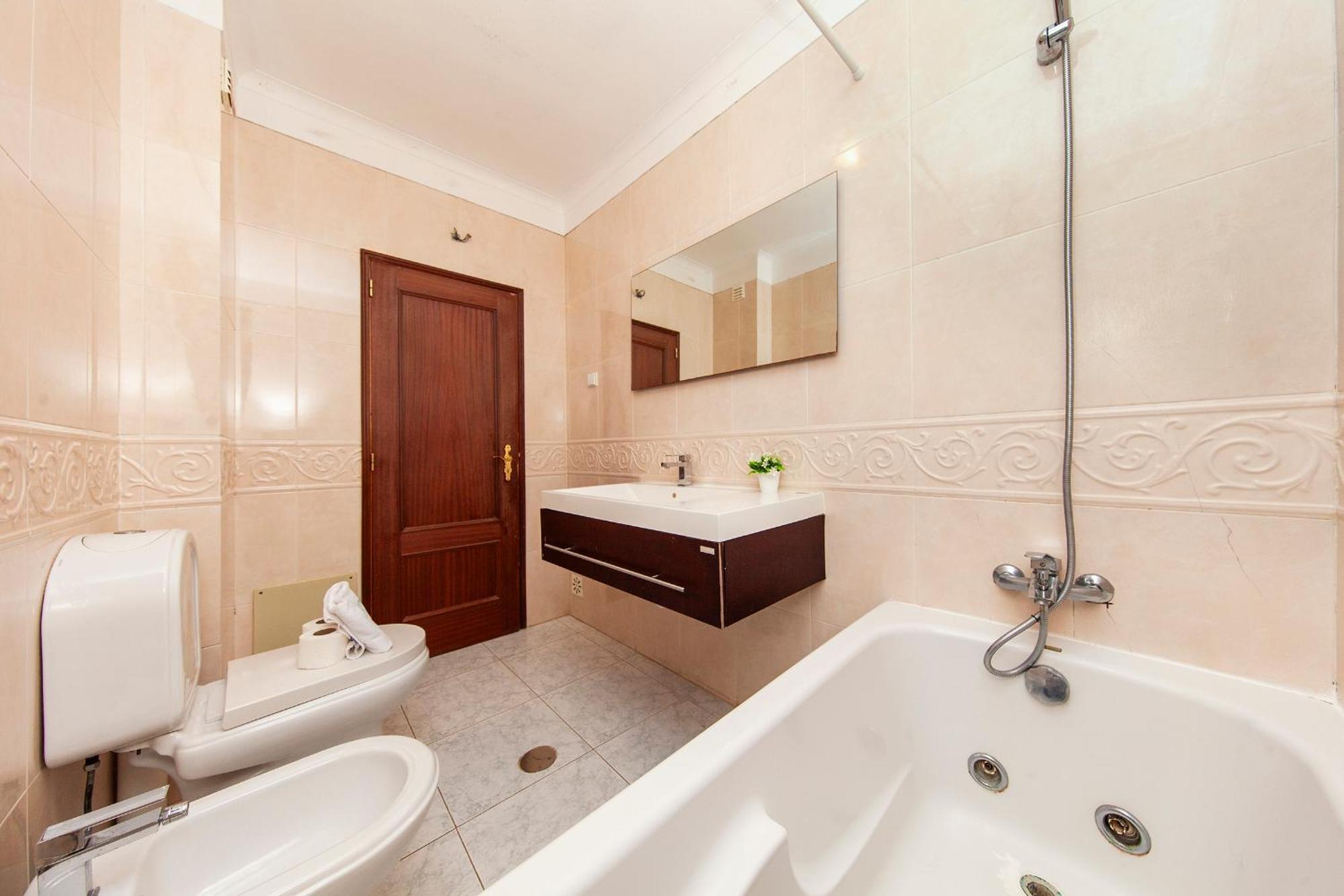 B37 - City Central Door Apartment Lagos Luaran gambar