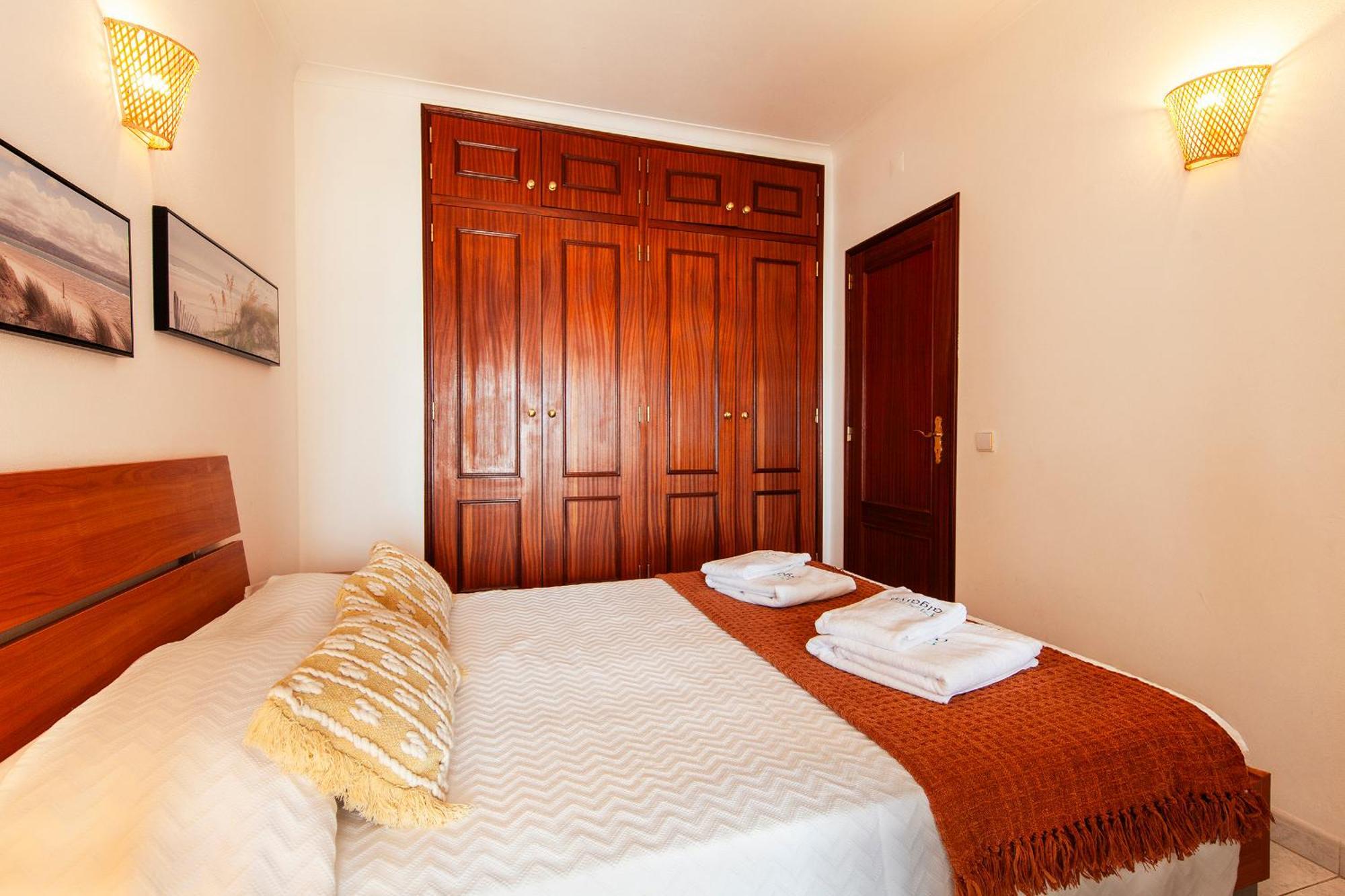 B37 - City Central Door Apartment Lagos Luaran gambar